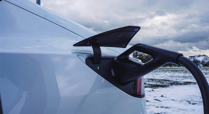 Why More EV Owners Are Installing Home Chargers in 2025?
